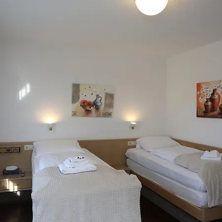Hotel Garni Alte Post 3*